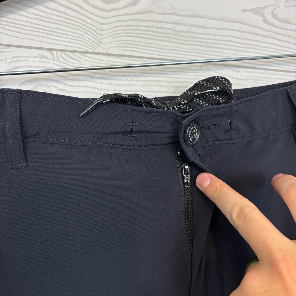 Chubbies Everywhere Black Performance Shorts Size… - image 4